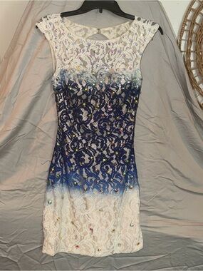 Vienna Prom Y2K Rhinestone Lace Heart Back Mini Dress Size 6